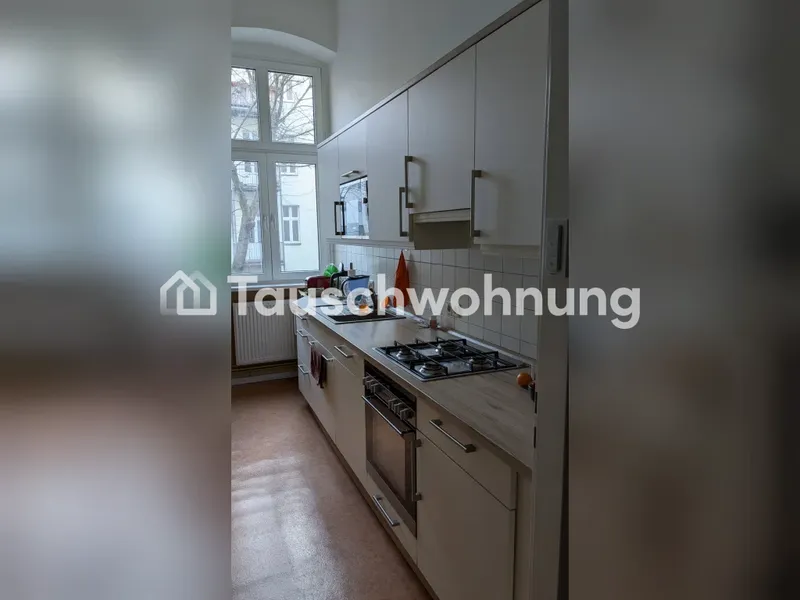Tauschwohnung: 2-Zimmer Altbau, Charlottenburg S/U-Bahn, ruhiger Innenhof — photo 1